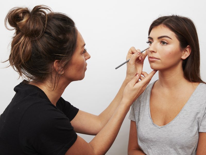 Emma Osborne MUA natural makeup tutoriala