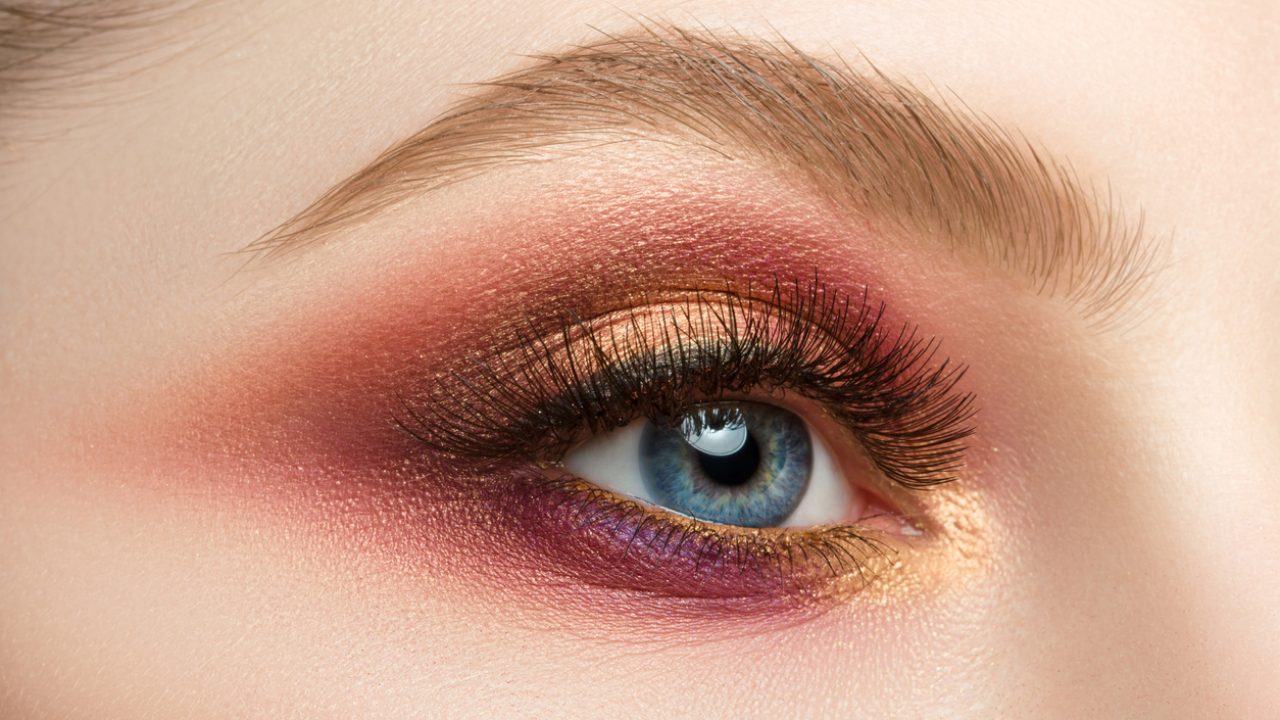 How to apply eyeshadow with eyeshadow tutorial