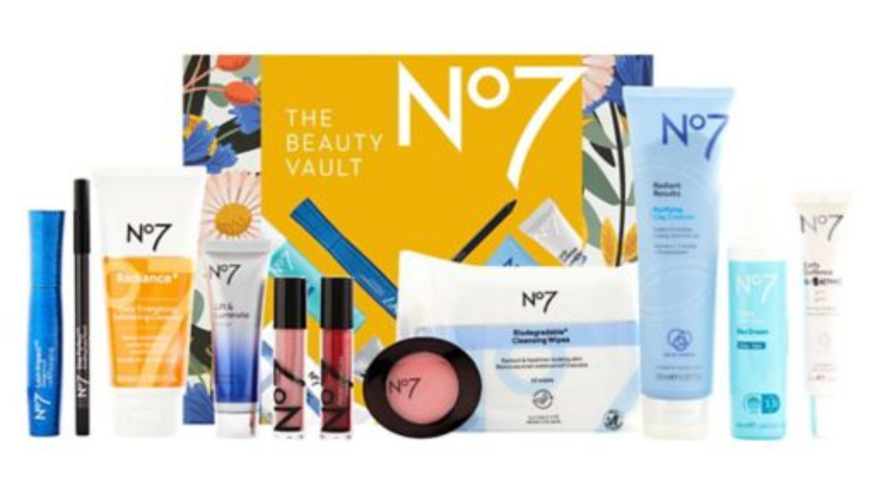 Whats inside No7 Beauty Vault 2021 contents